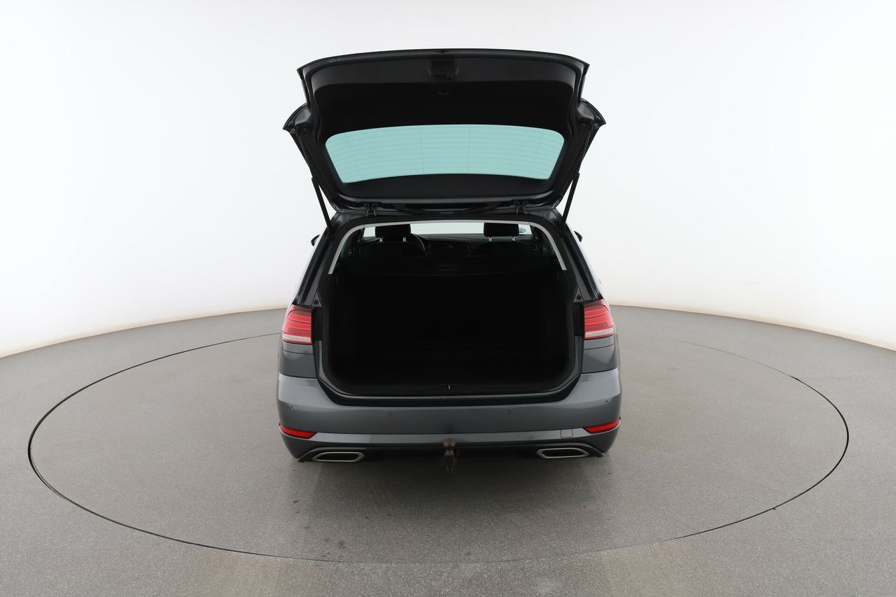Foto Volkswagen Golf 17