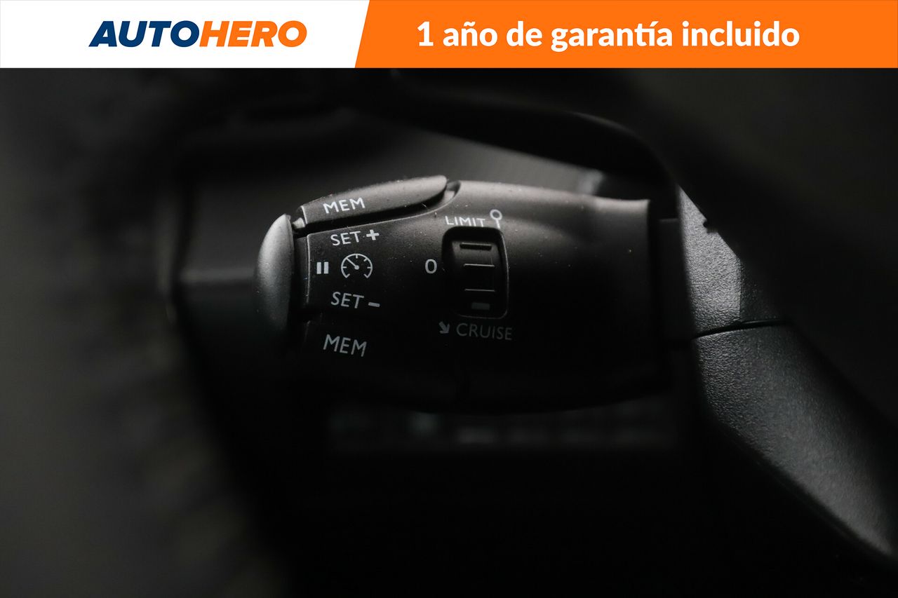 Foto Peugeot 2008 23
