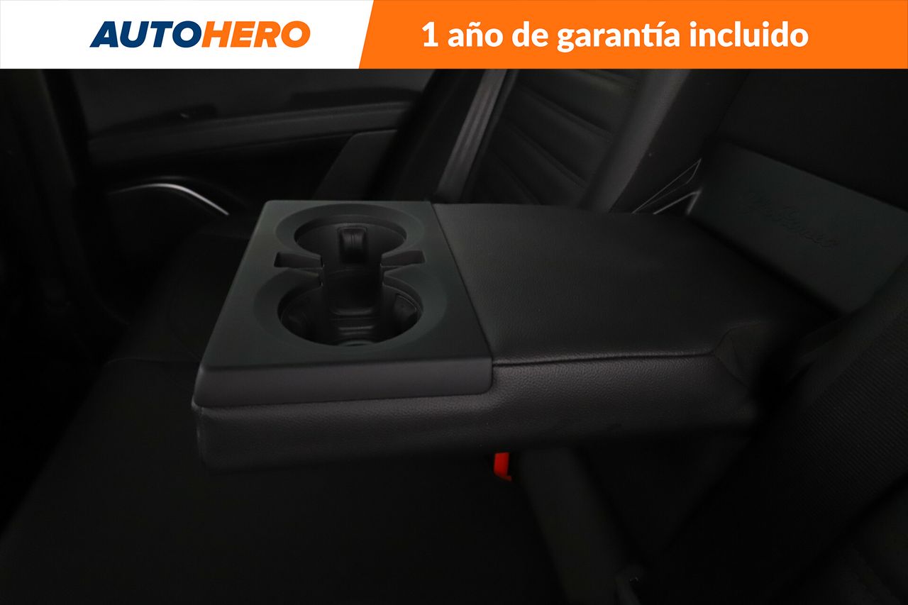 Foto Alfa Romeo Stelvio 23