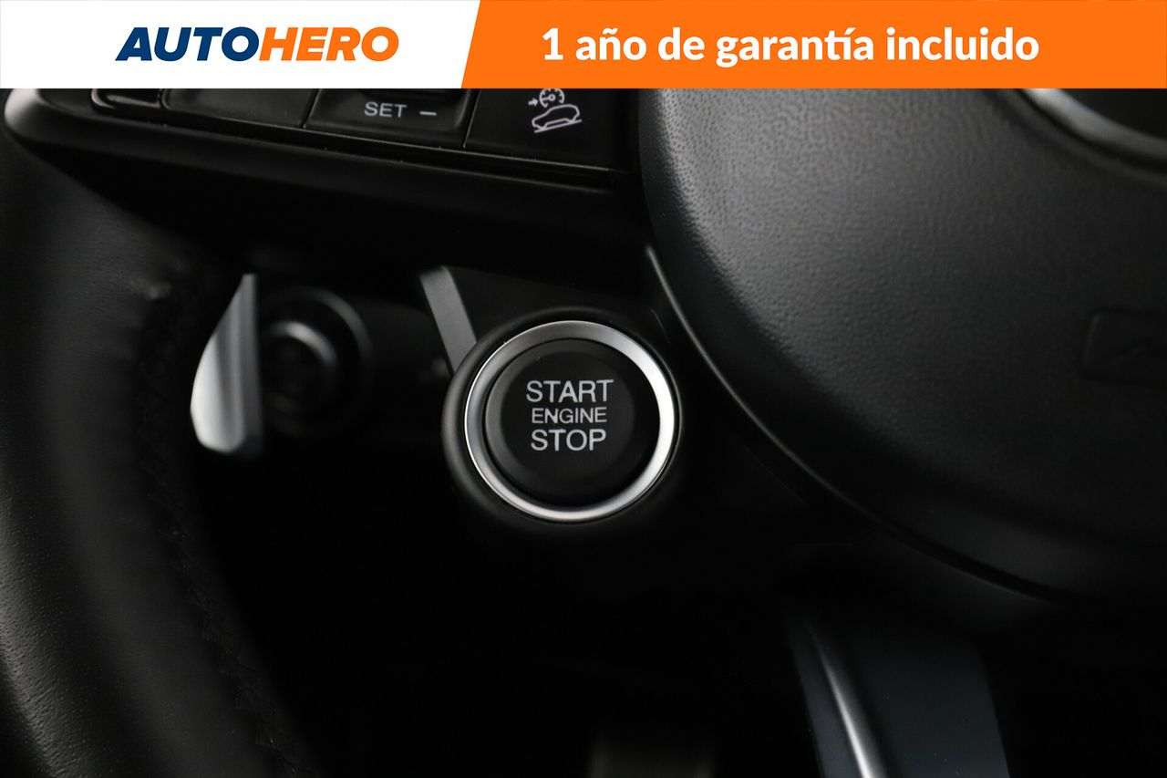 Foto Alfa Romeo Stelvio 33