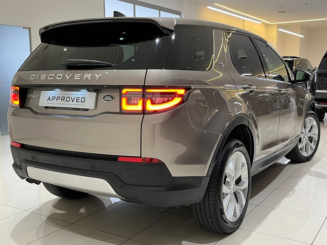 Foto Land-Rover Discovery Sport 18