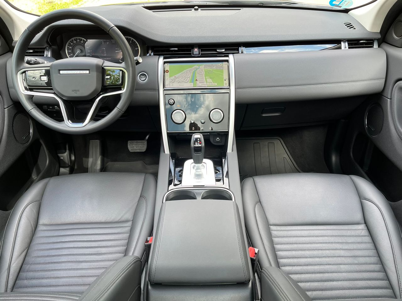 Foto Land-Rover Discovery Sport 25