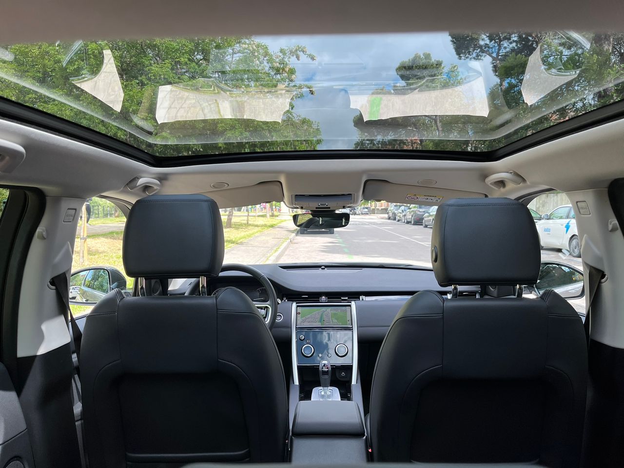 Foto Land-Rover Discovery Sport 27