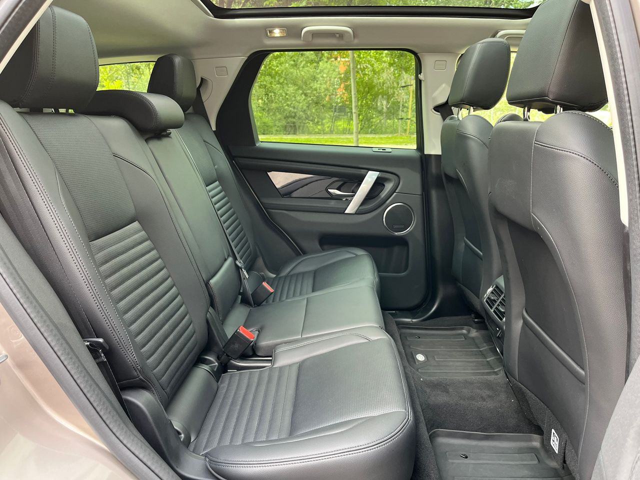 Foto Land-Rover Discovery Sport 29