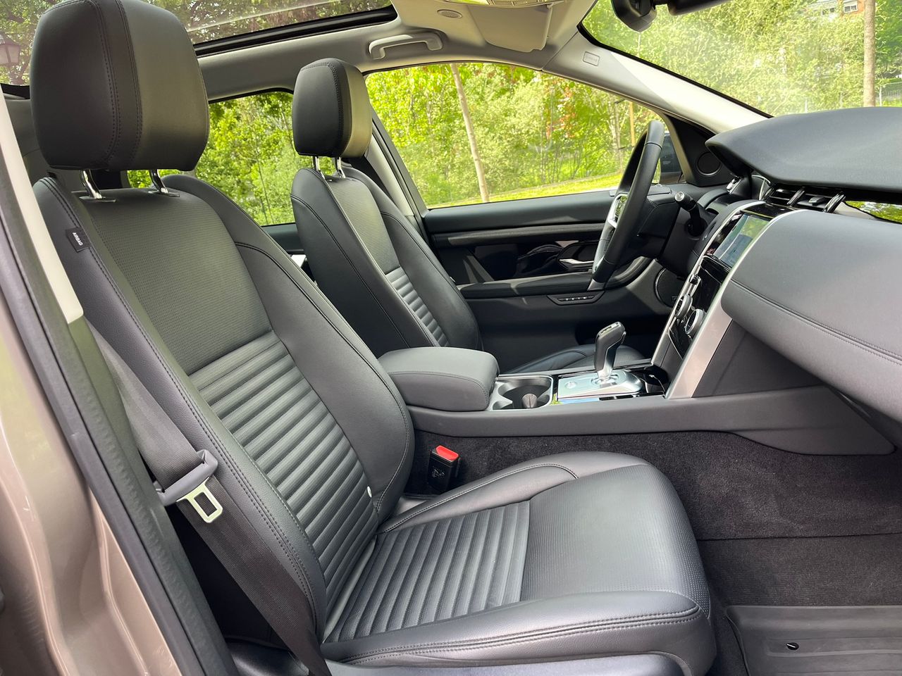 Foto Land-Rover Discovery Sport 37