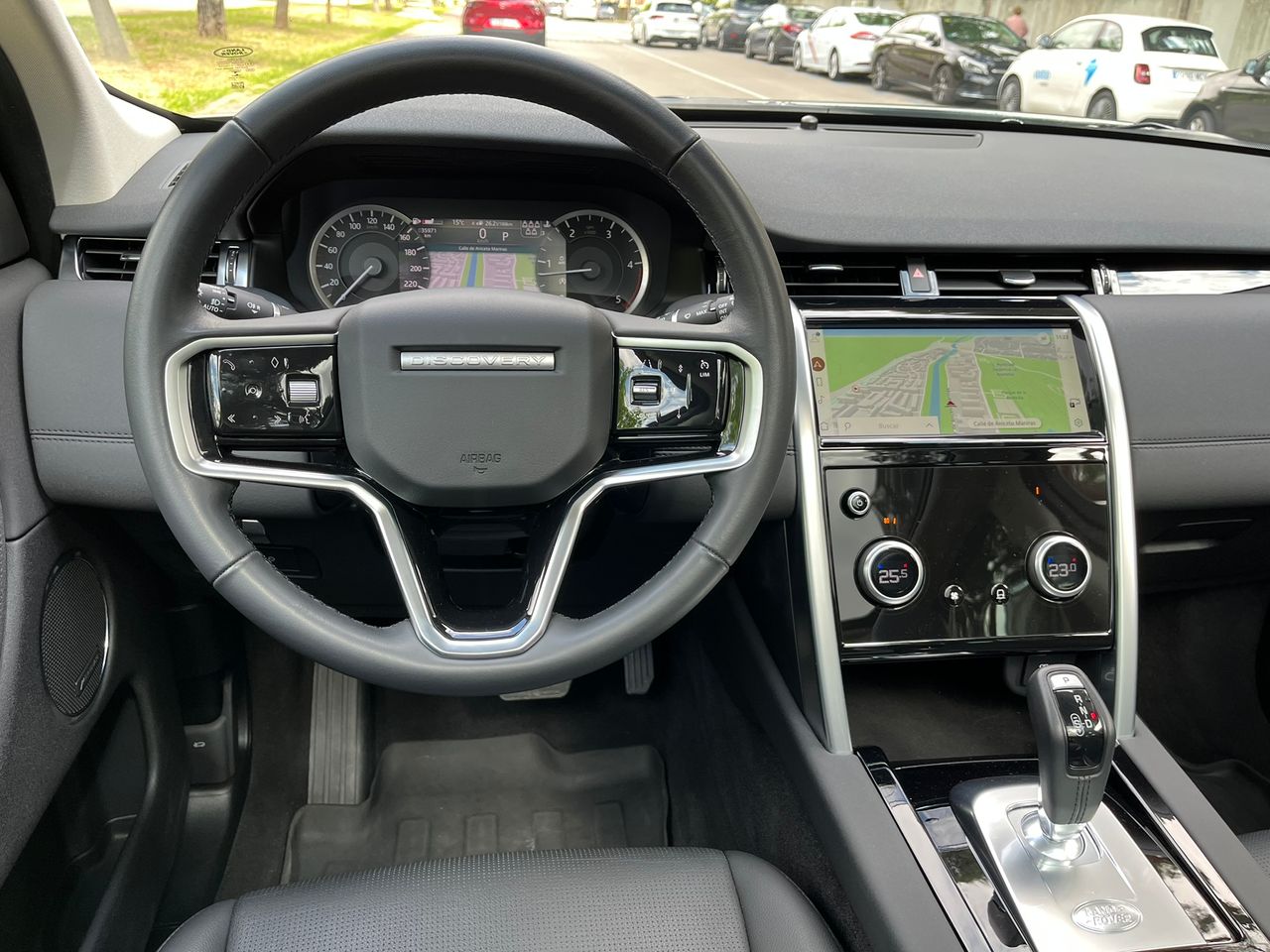 Foto Land-Rover Discovery Sport 42