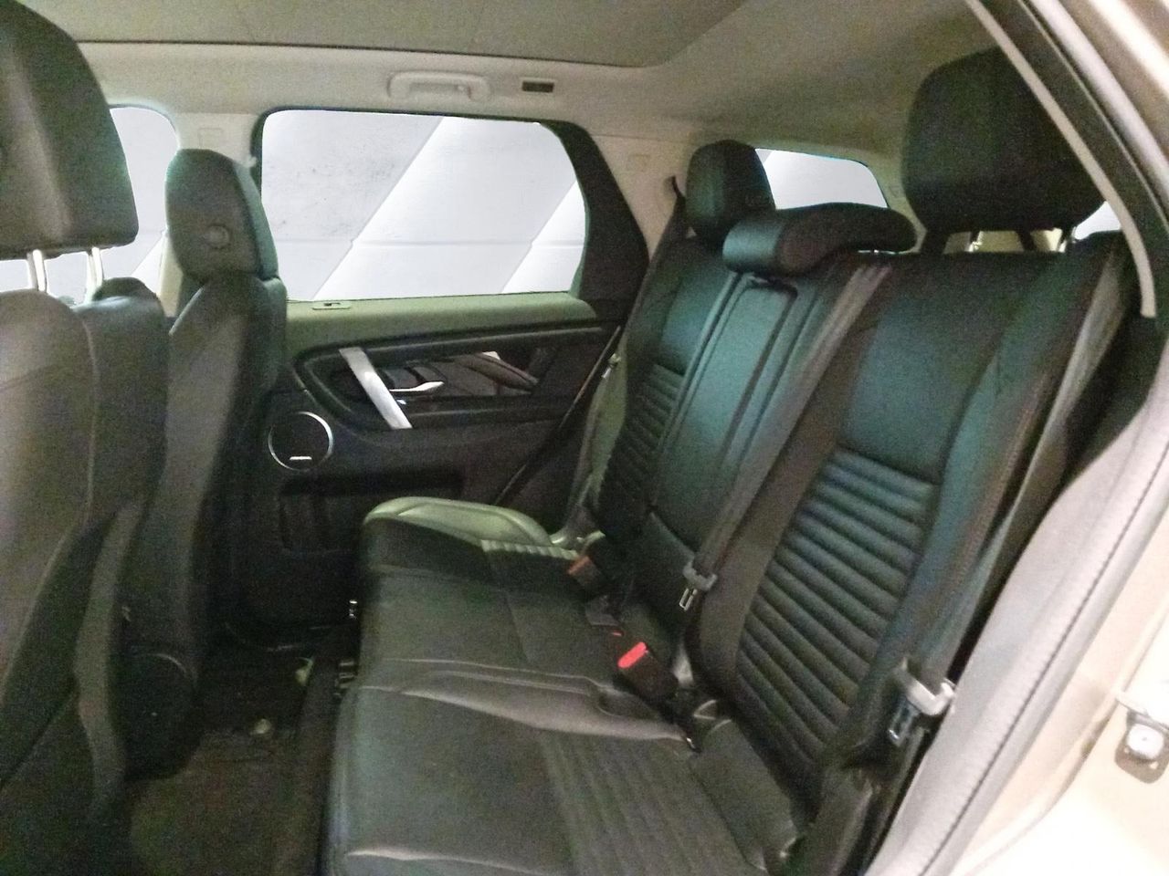 Foto Land-Rover Discovery Sport 53