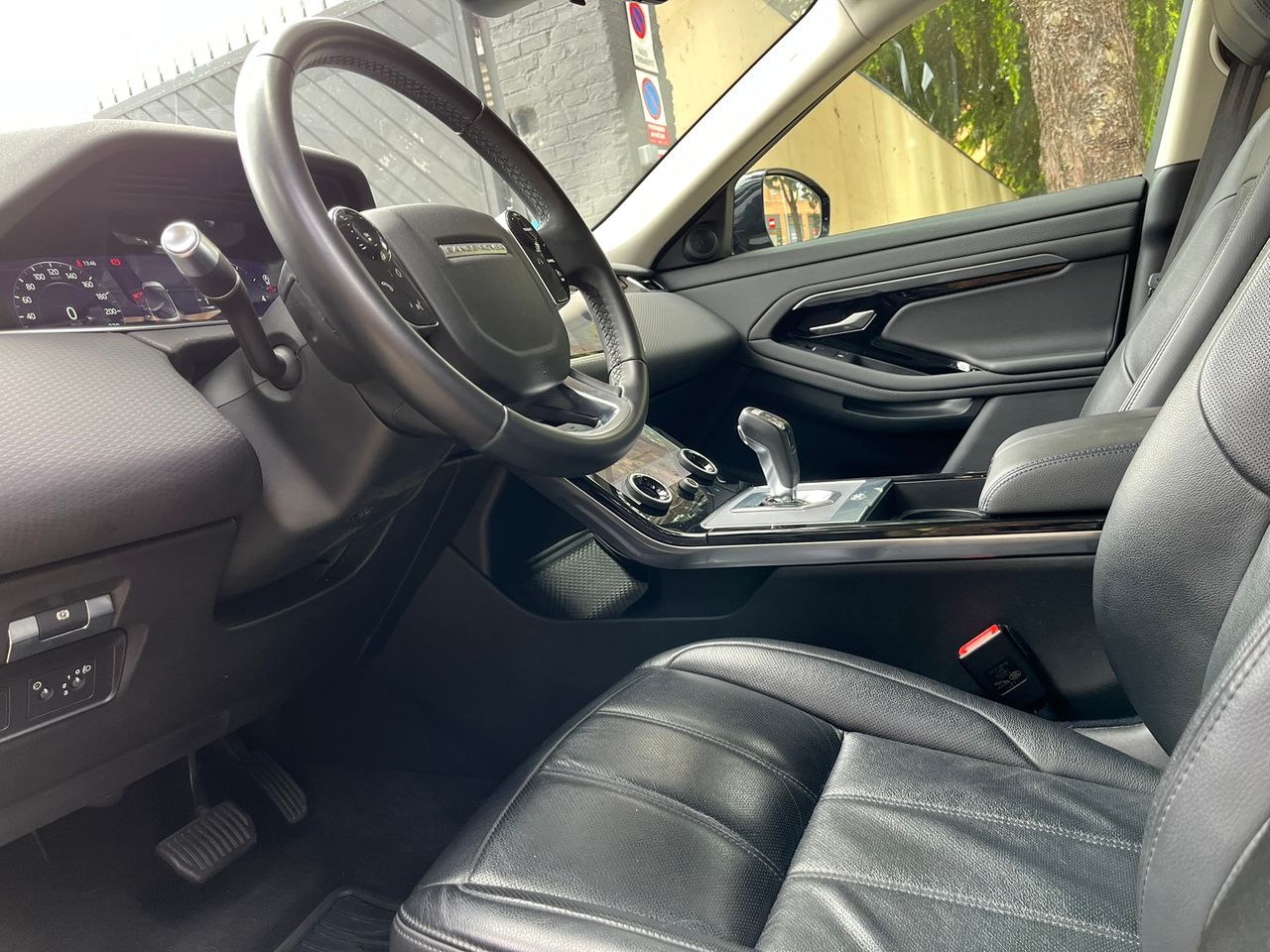 Foto Land-Rover Range Rover Evoque 16