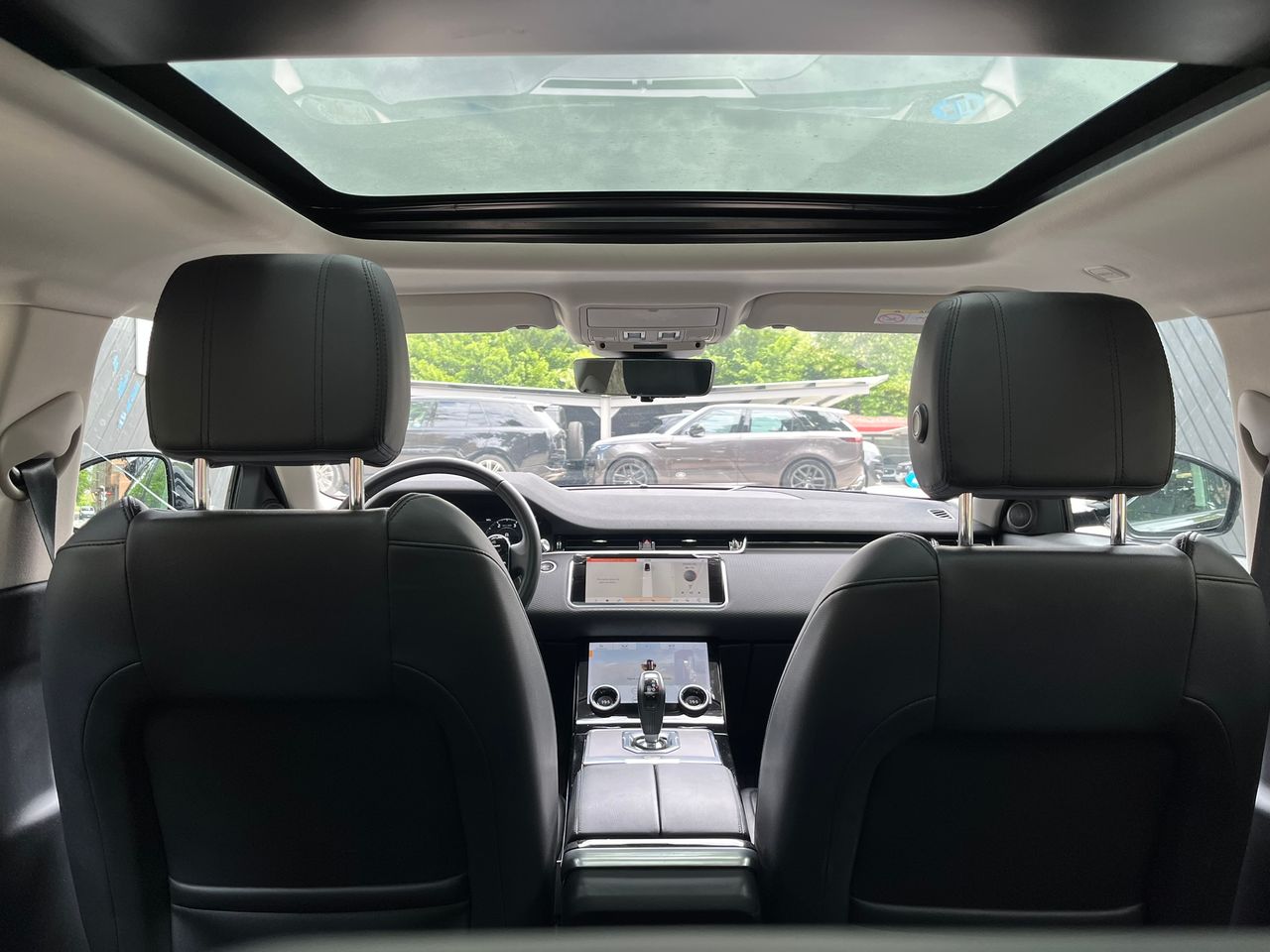 Foto Land-Rover Range Rover Evoque 17
