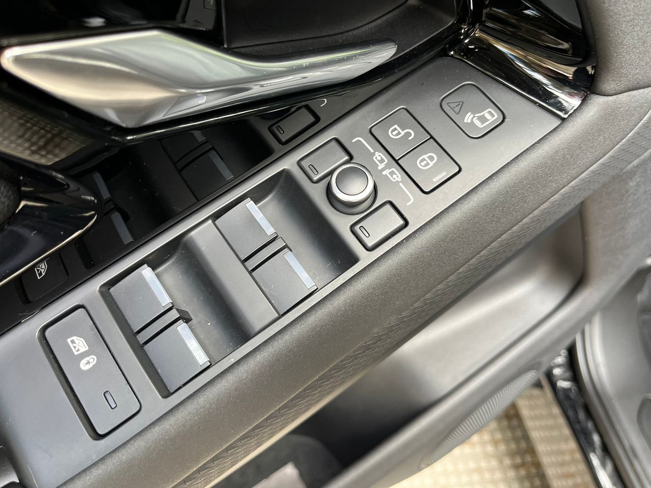 Foto Land-Rover Range Rover Evoque 24