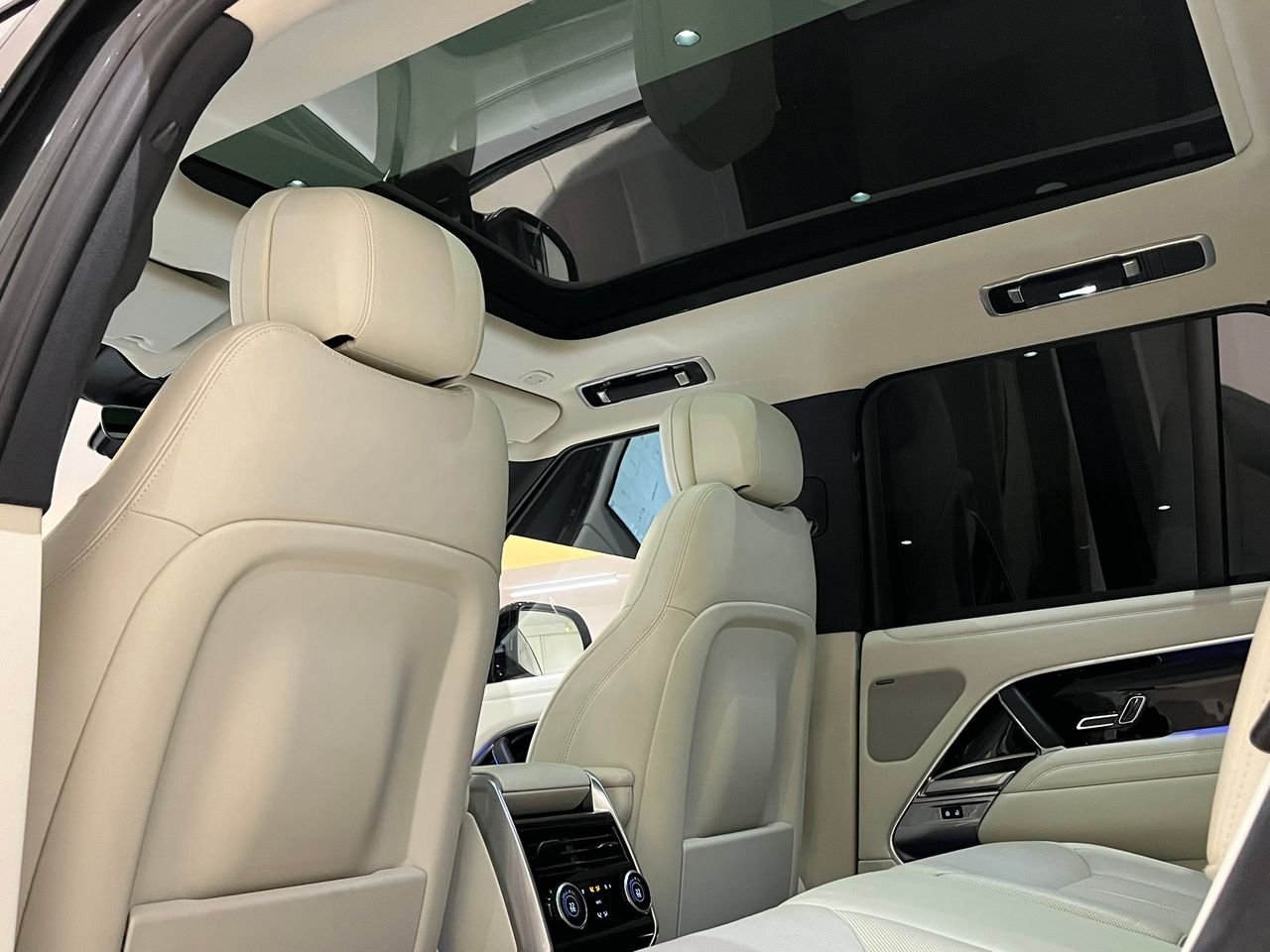 Foto Land-Rover Range Rover 24