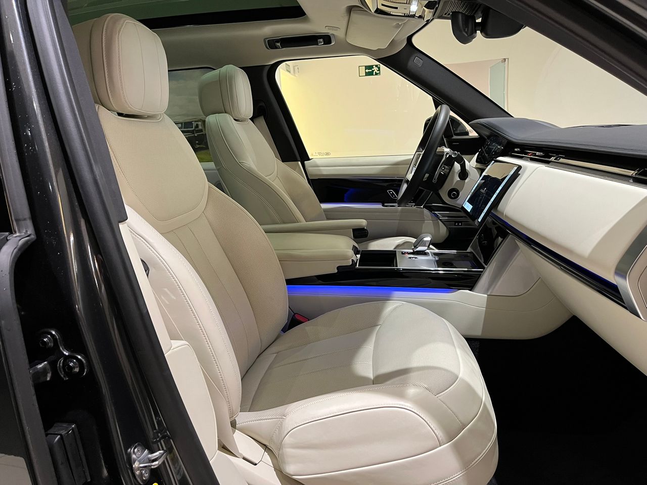 Foto Land-Rover Range Rover 36