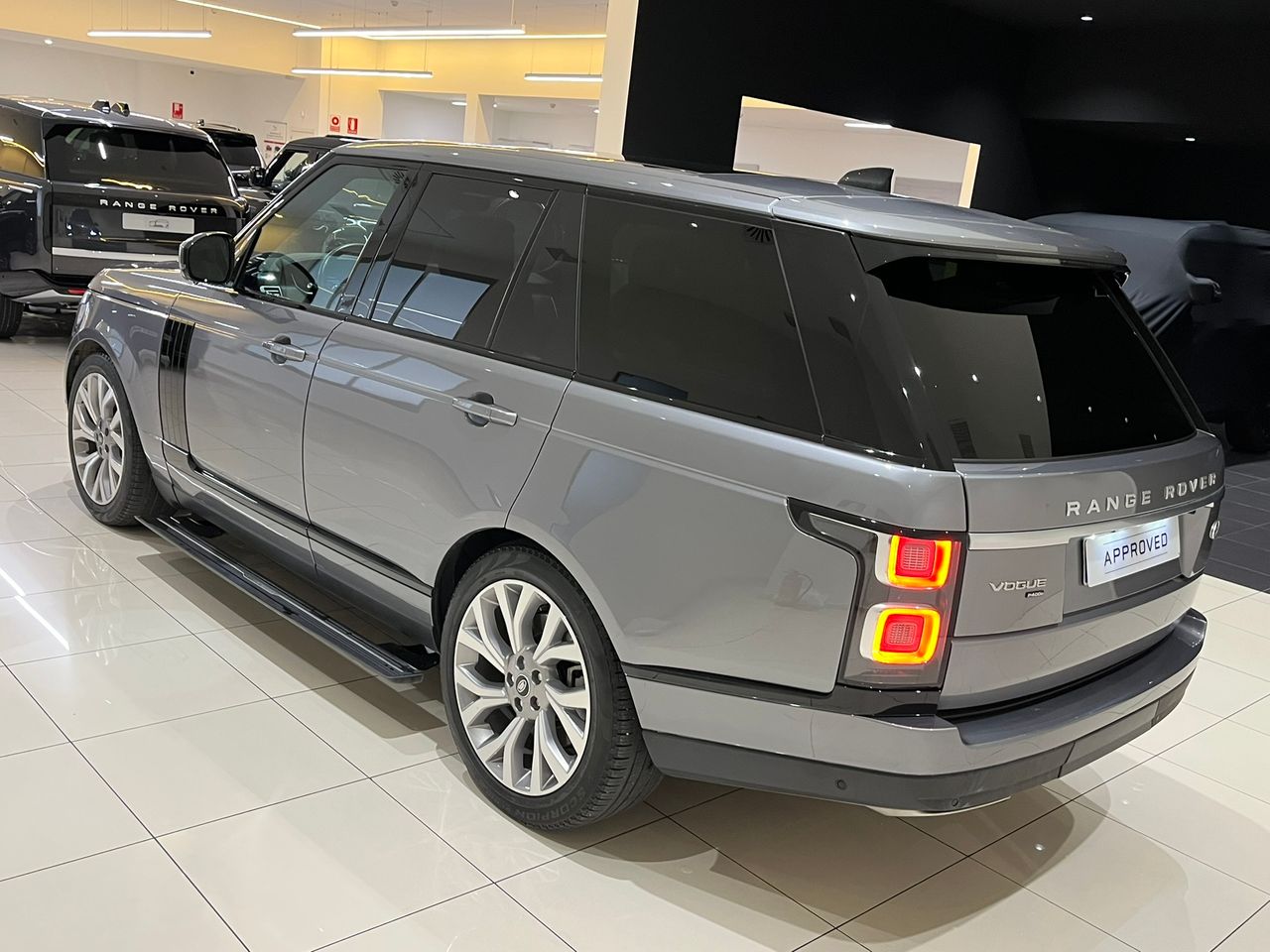 Foto Land-Rover Range Rover 64