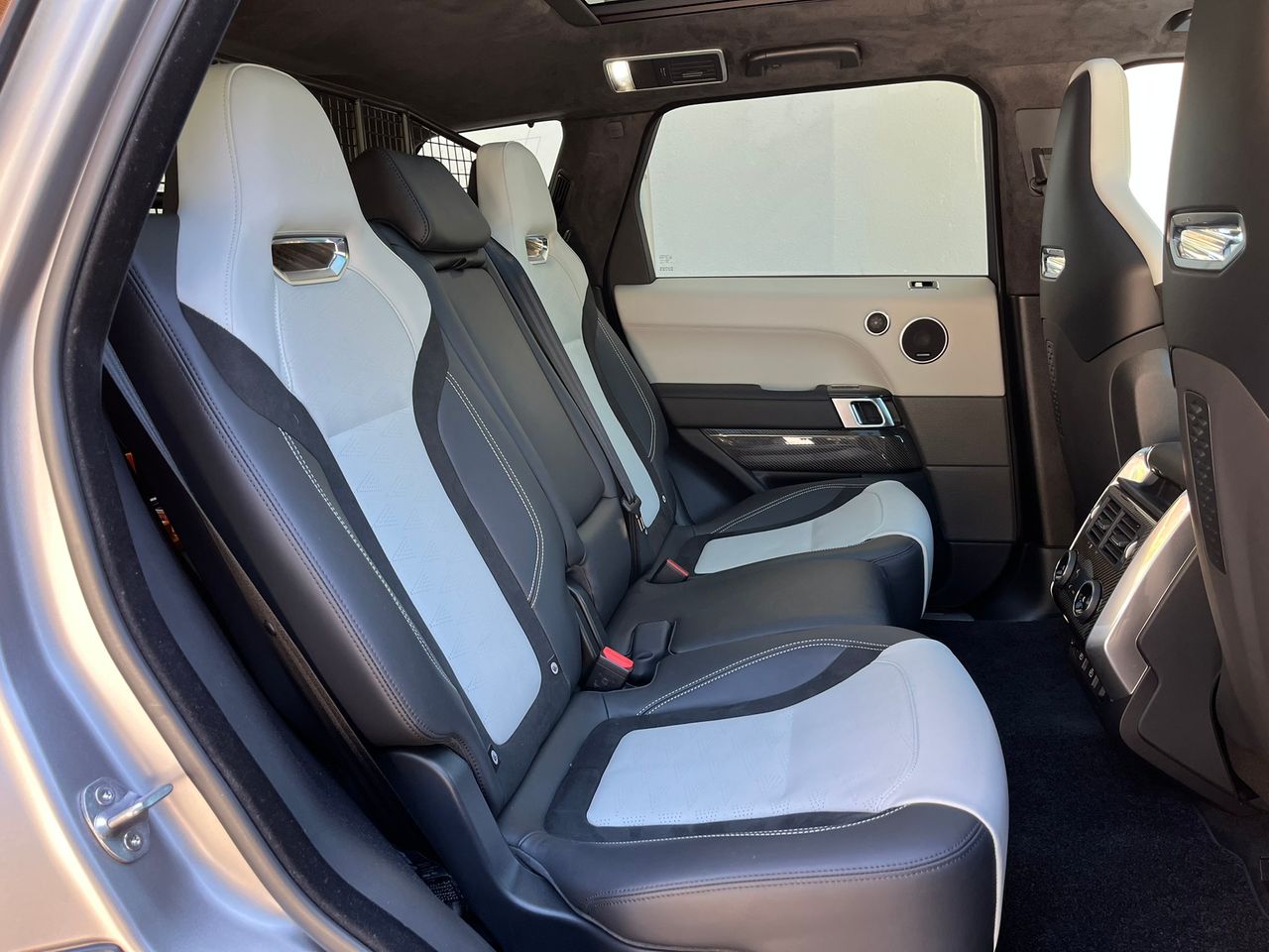 Foto Land-Rover Range Rover Sport 37