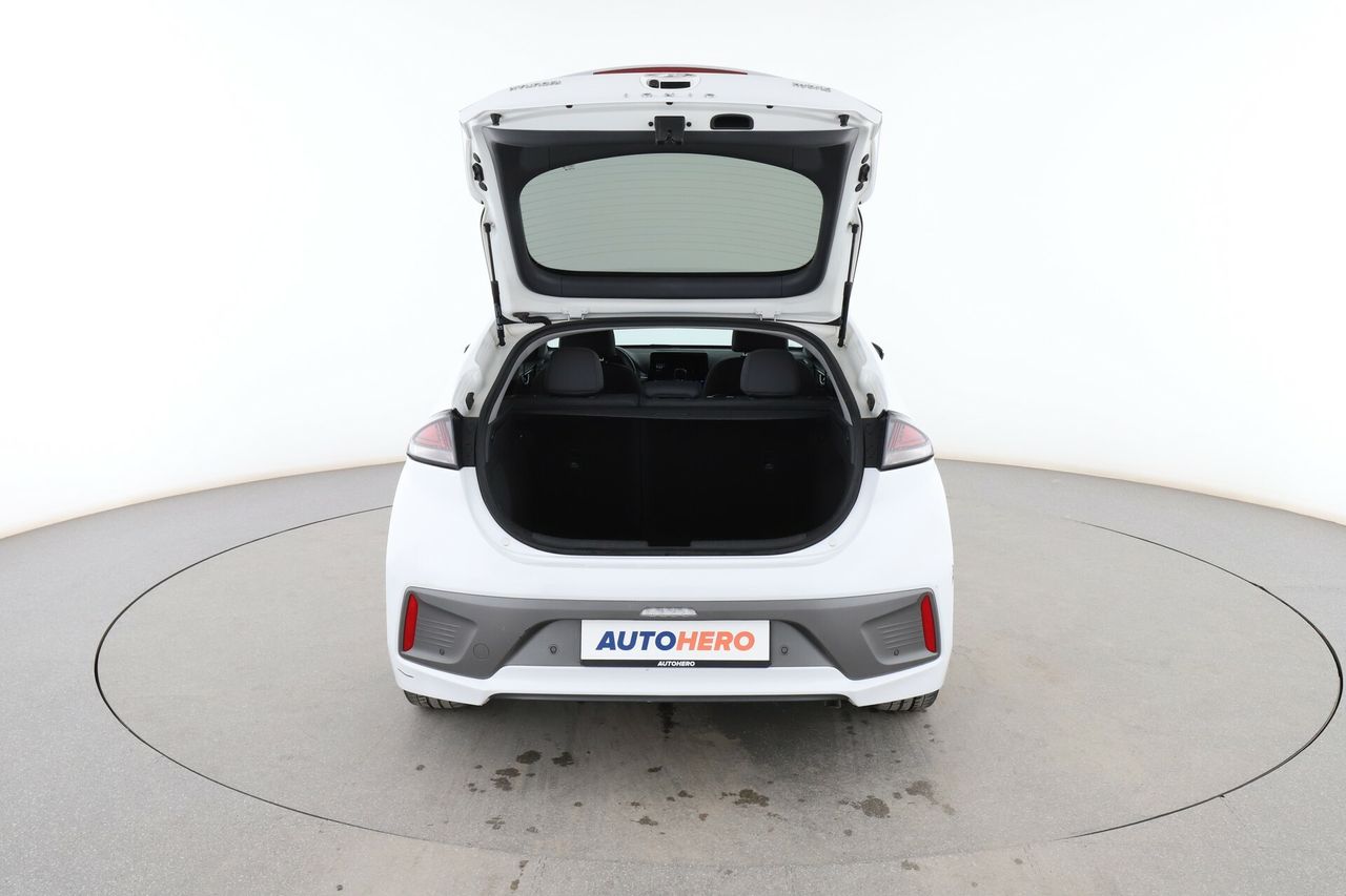 Foto Hyundai IONIQ 17
