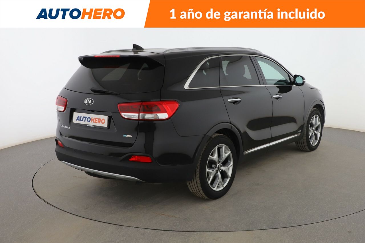 Foto Kia Sorento 5