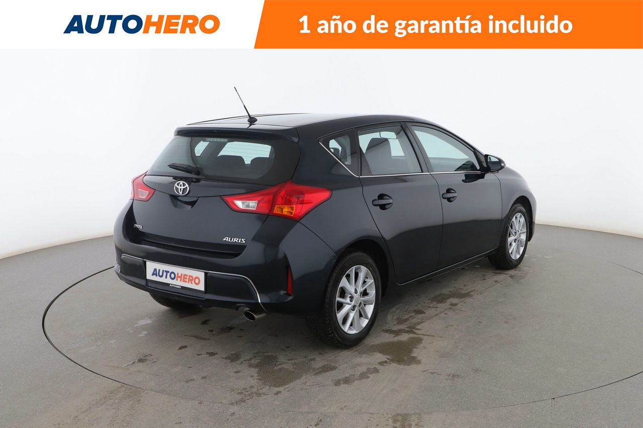 Foto Toyota Auris 5