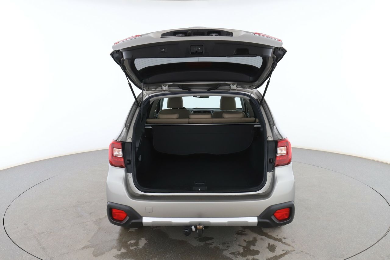 Foto Subaru Outback 16