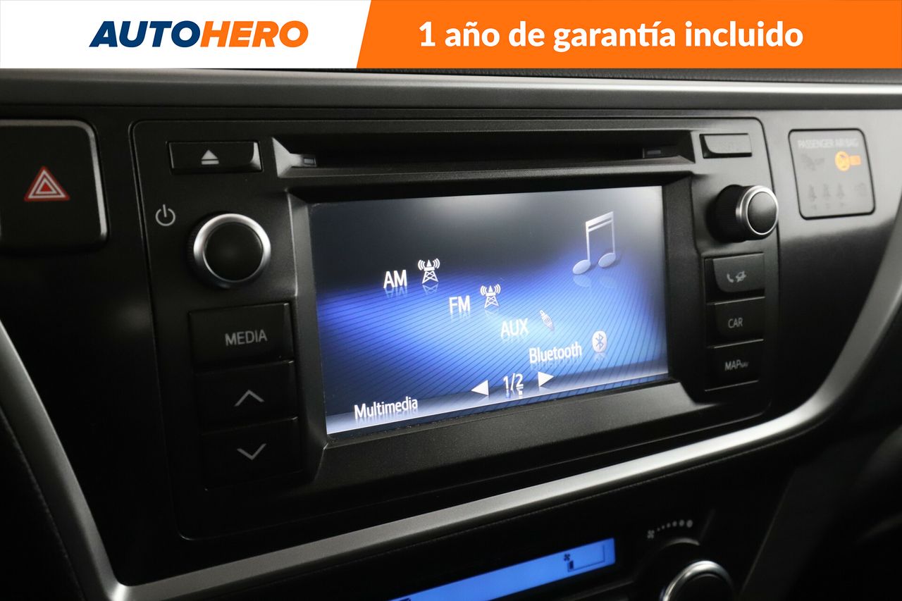 Foto Toyota Auris 24