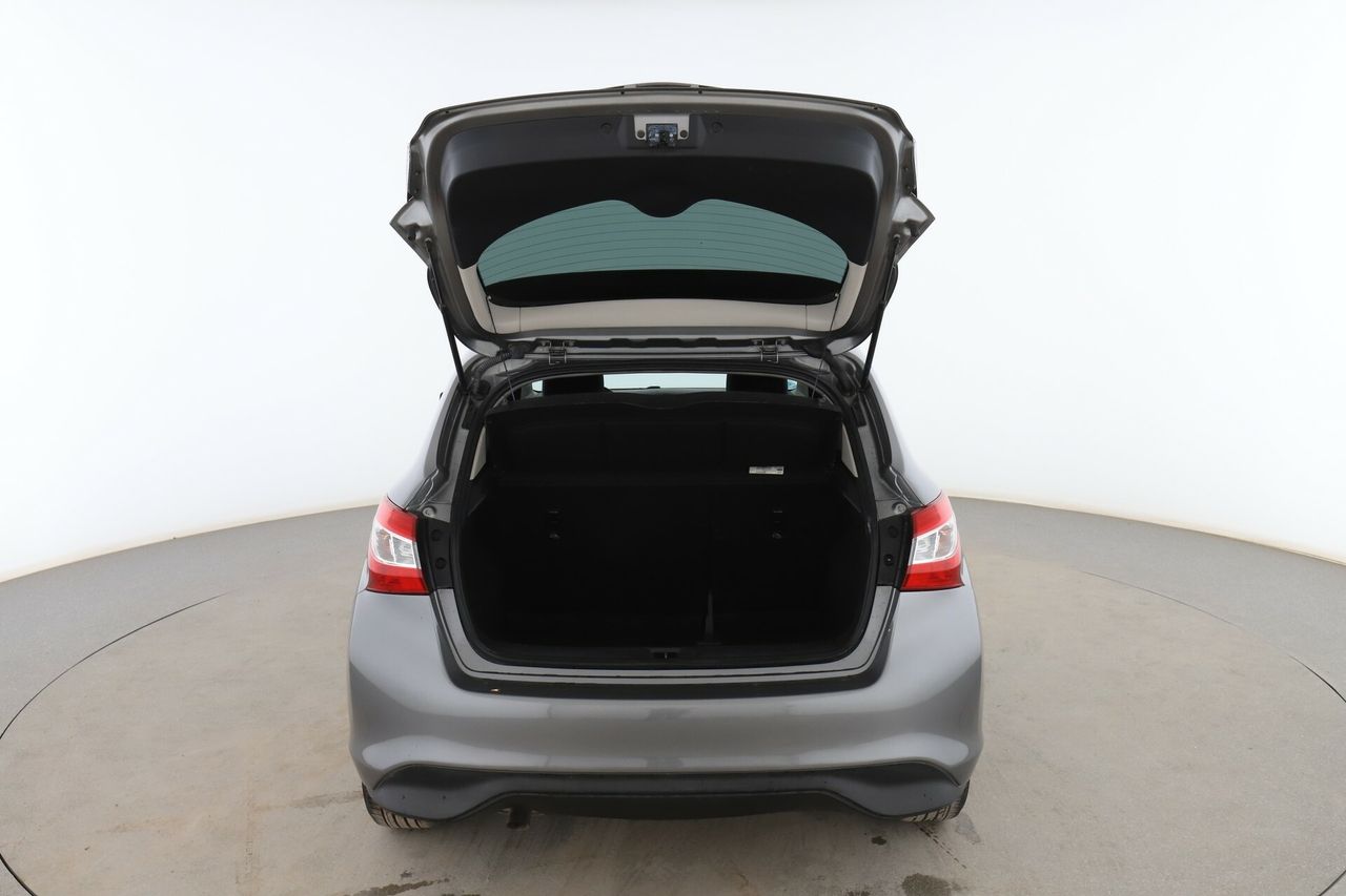 Foto Nissan Pulsar 16