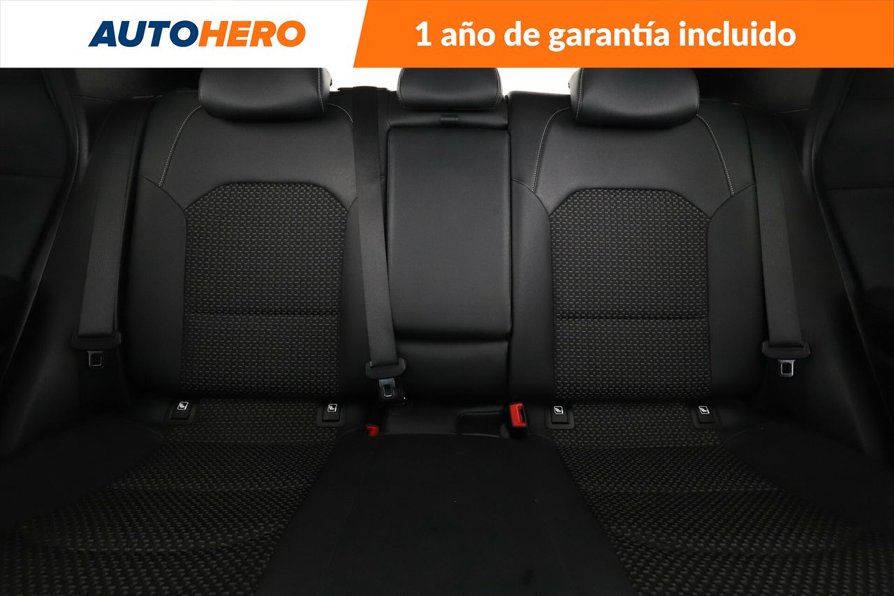 Foto Kia XCeed 15
