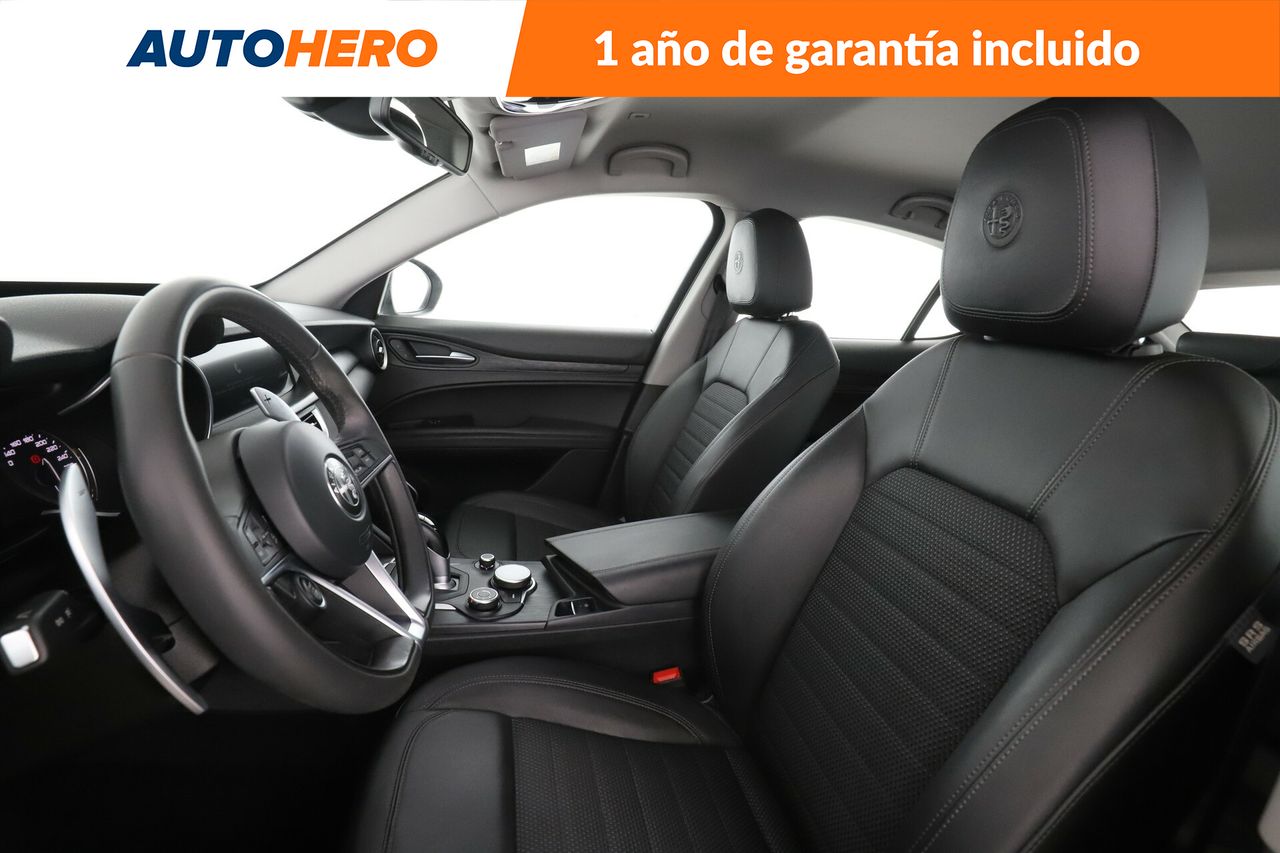 Foto Alfa Romeo Stelvio 10