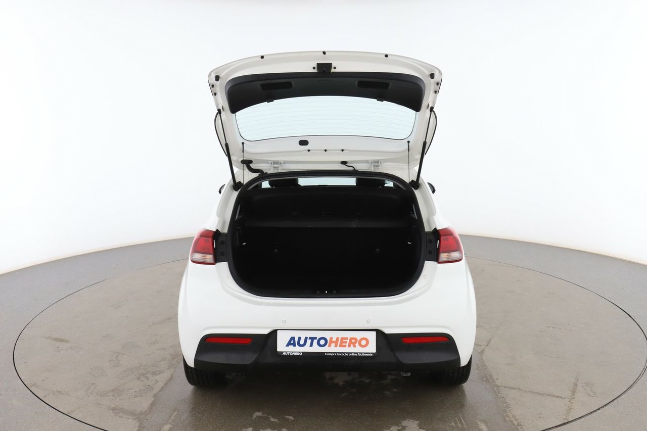 Foto Kia Rio 16