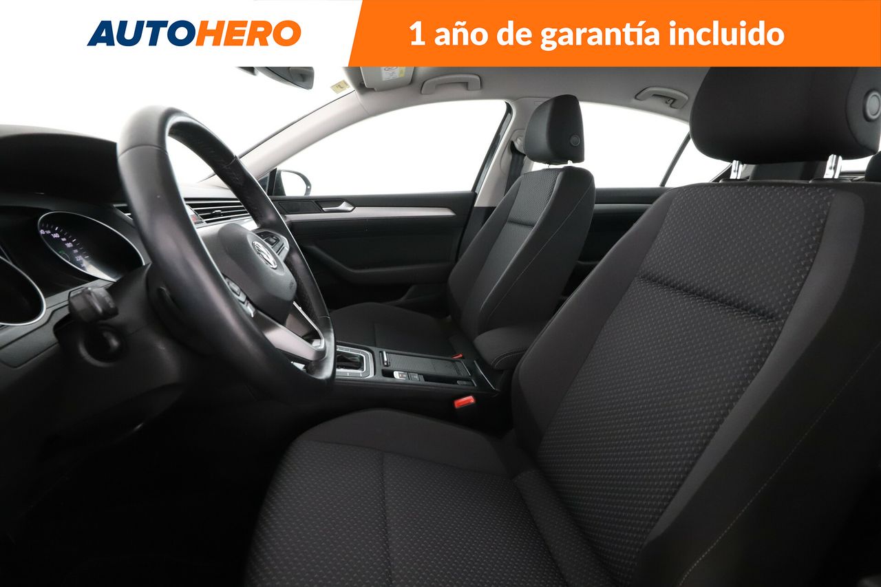 Foto Volkswagen Passat 10