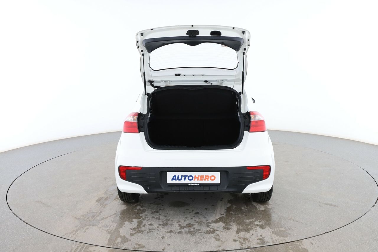 Foto Kia Rio 16