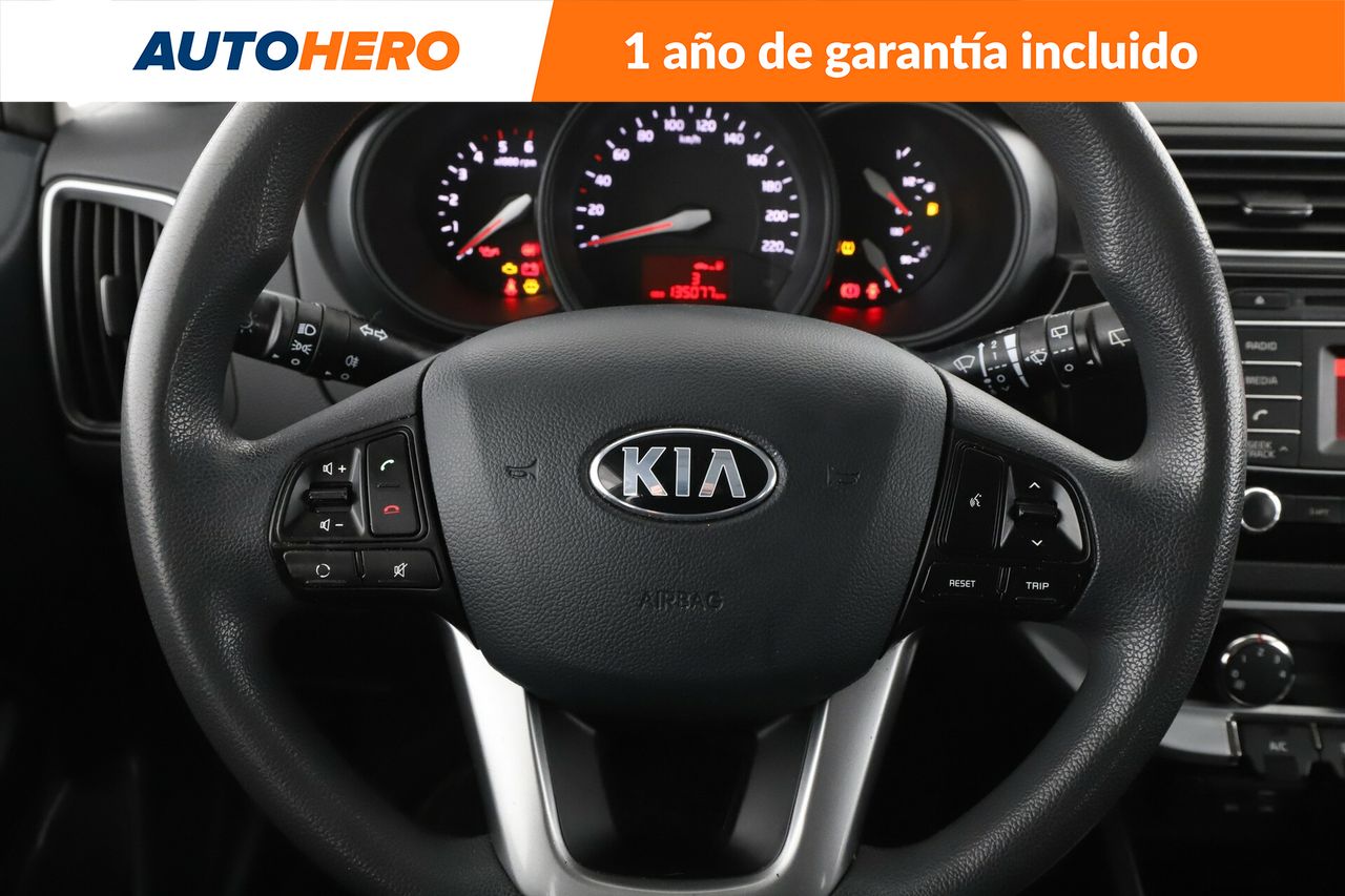 Foto Kia Rio 19