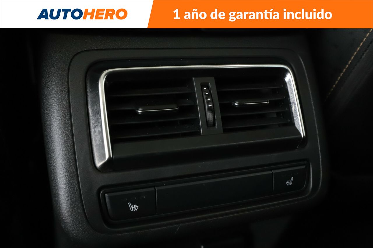 Foto Mazda CX-60 25