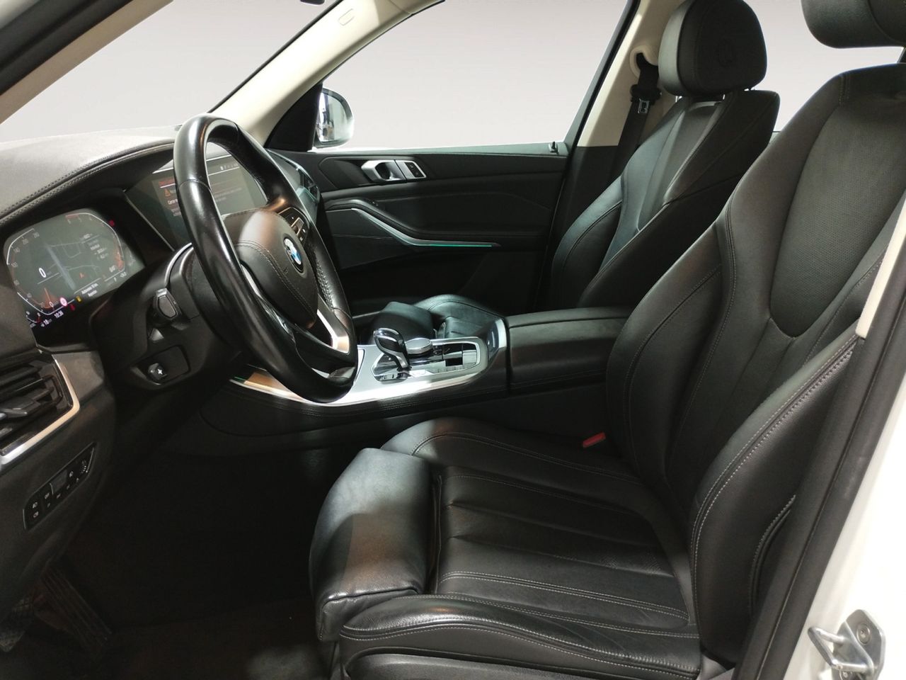 Foto BMW X5 8