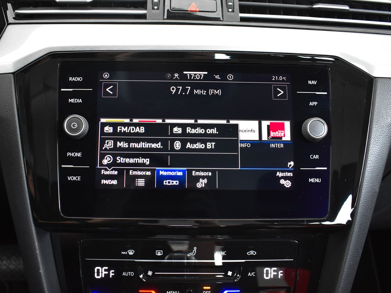 Foto Volkswagen Passat 18