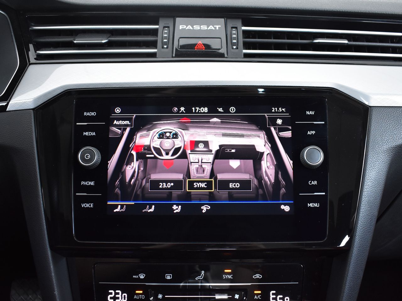 Foto Volkswagen Passat 21