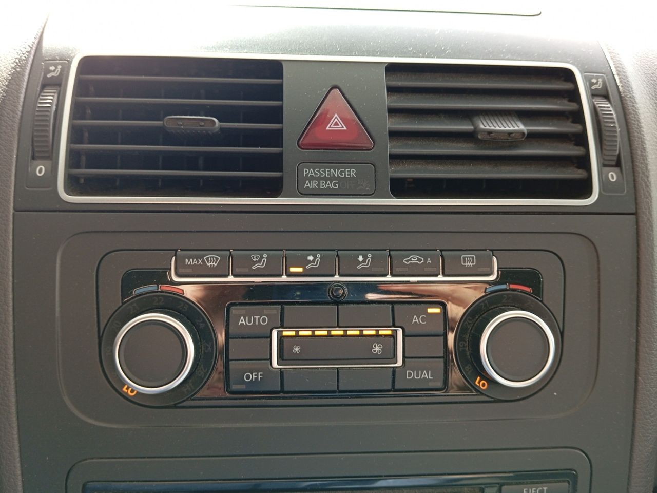 Foto Volkswagen Touran 14
