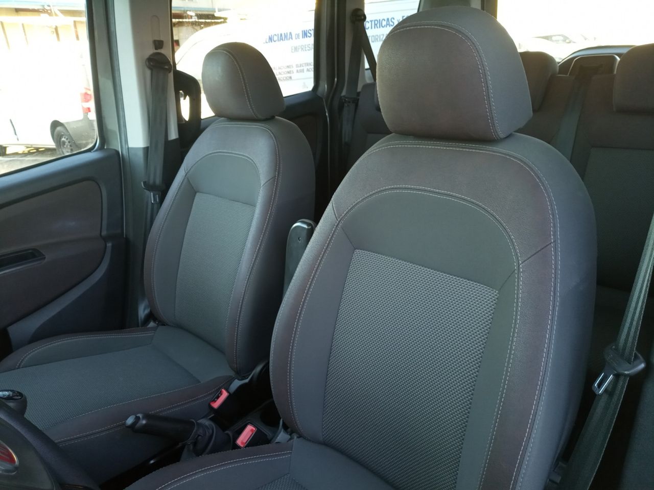 Foto Fiat Doblo 19