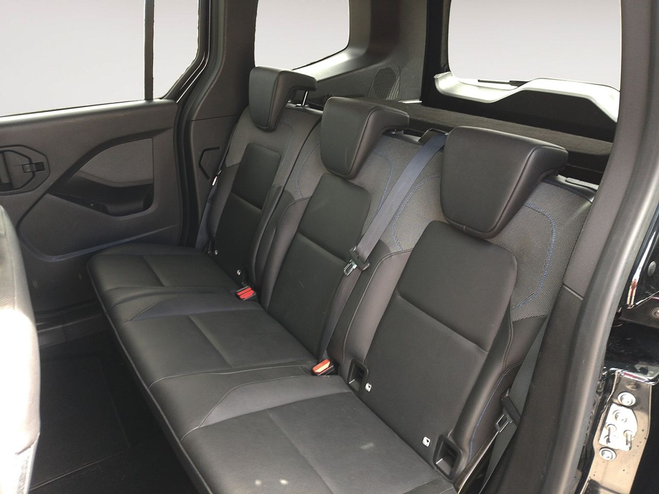 Foto Nissan Townstar 9
