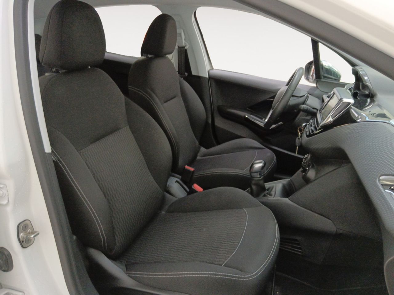 Foto Peugeot 208 10