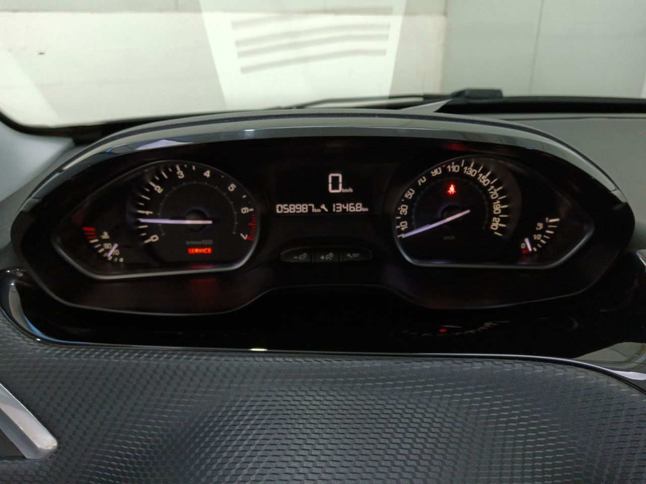 Foto Peugeot 208 13