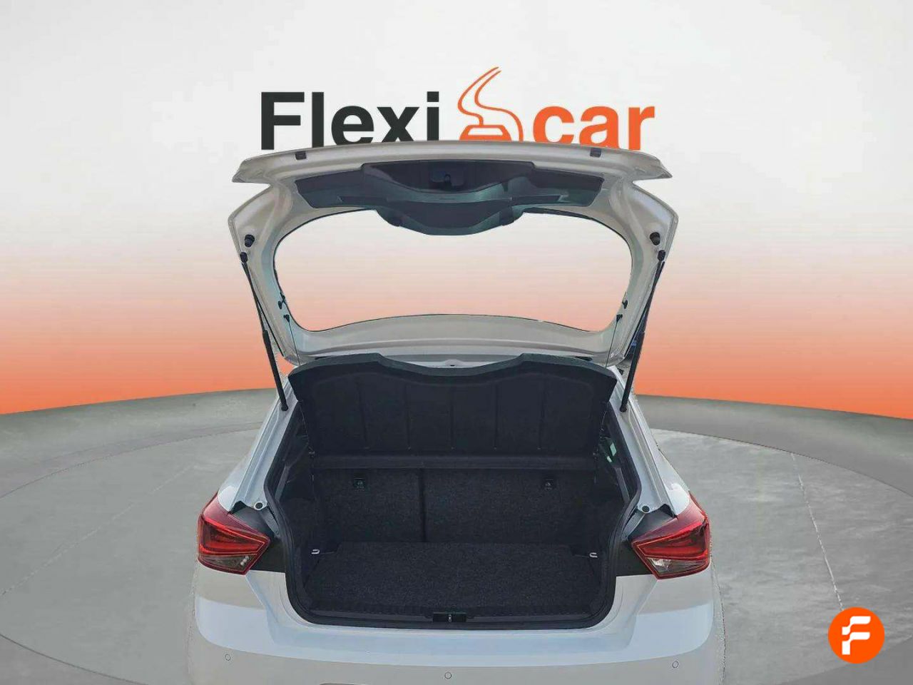 Foto Seat Ibiza 10