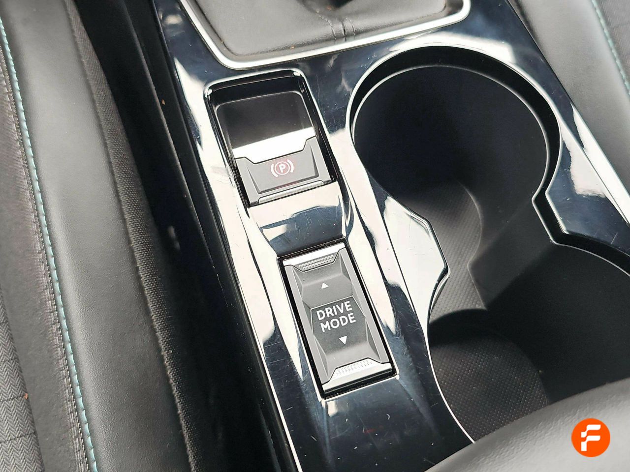 Foto Peugeot 2008 29