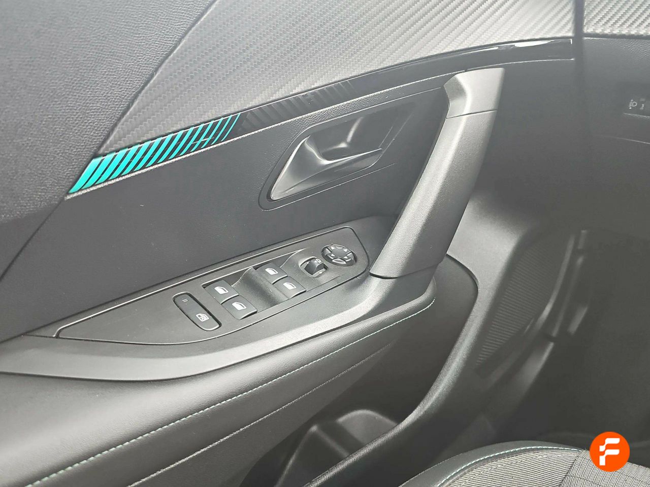 Foto Peugeot 2008 32