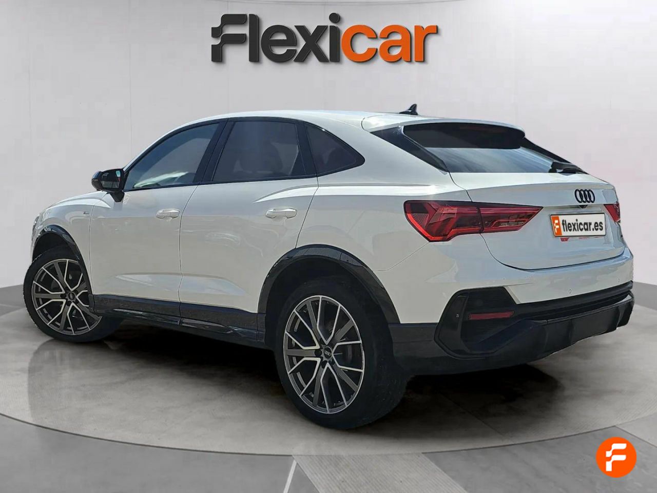 Foto Audi Q3 8