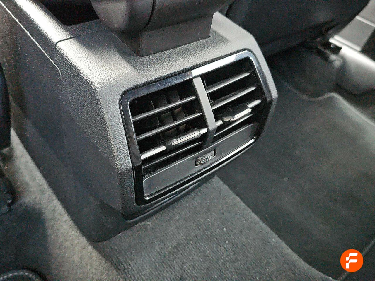 Foto Audi Q3 25