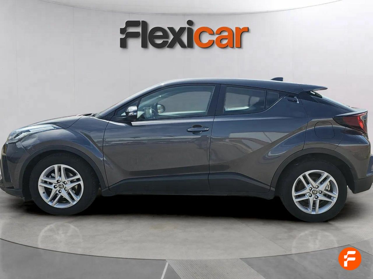 Foto Toyota C-HR 4