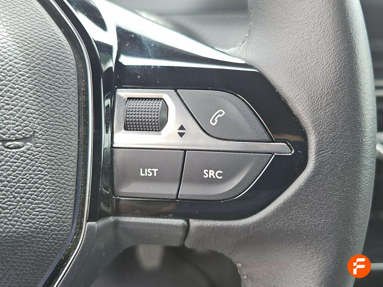 Foto Peugeot 2008 23