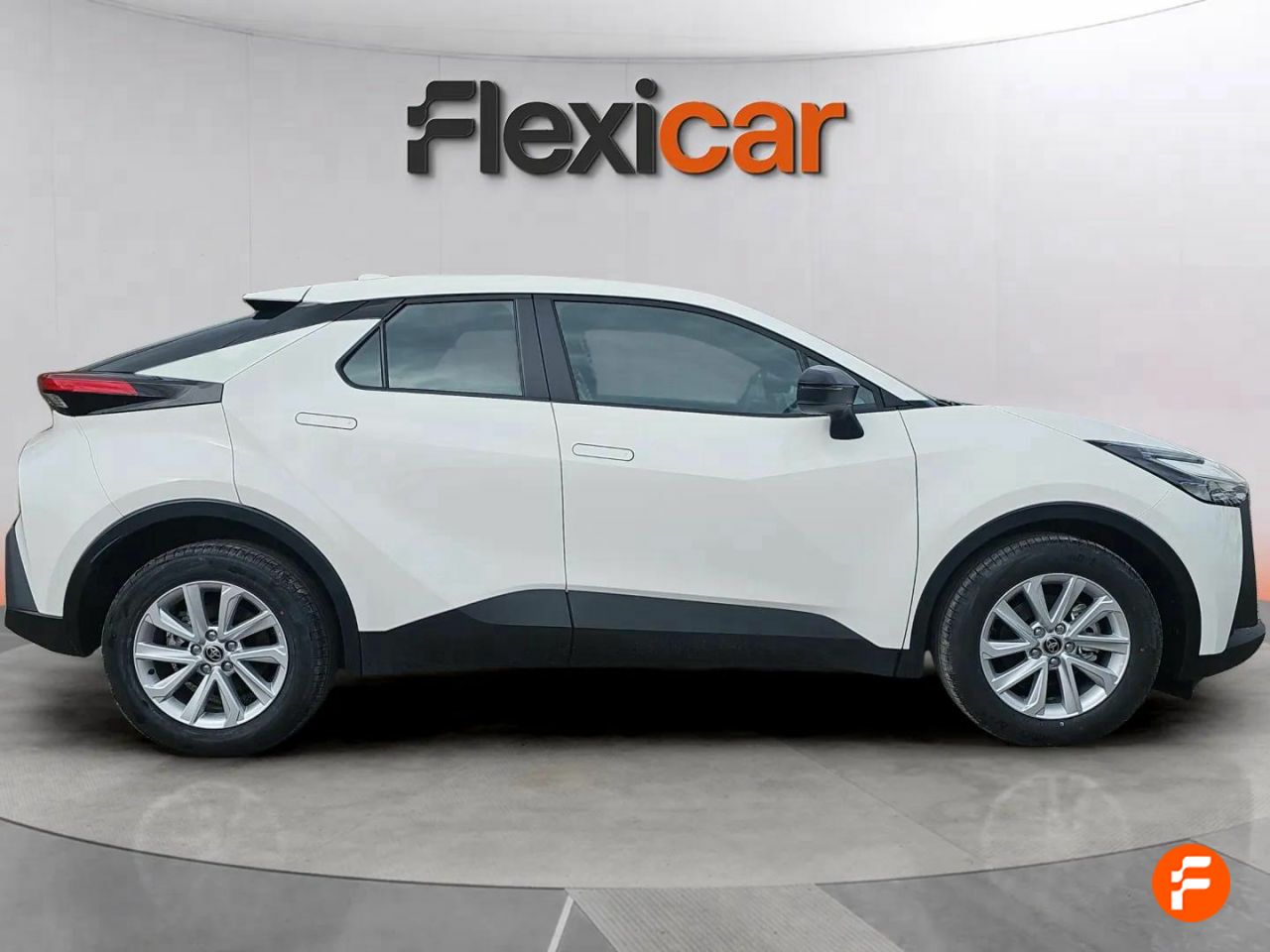Foto Toyota C-HR 9