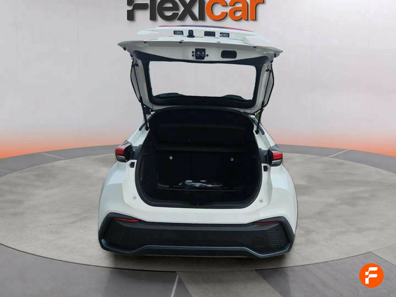 Foto Toyota C-HR 10
