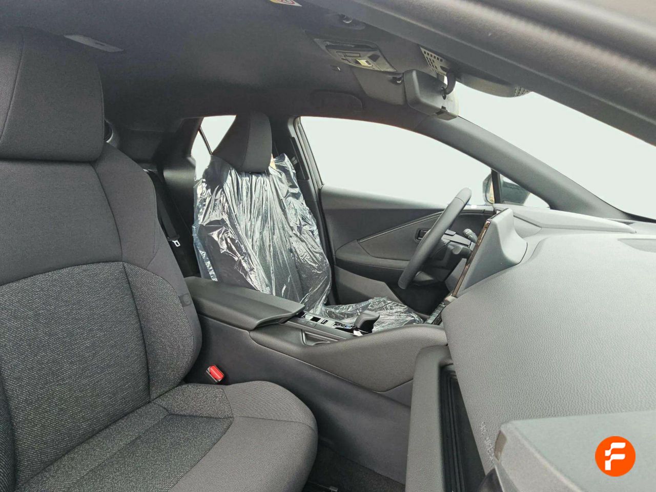 Foto Toyota C-HR 13