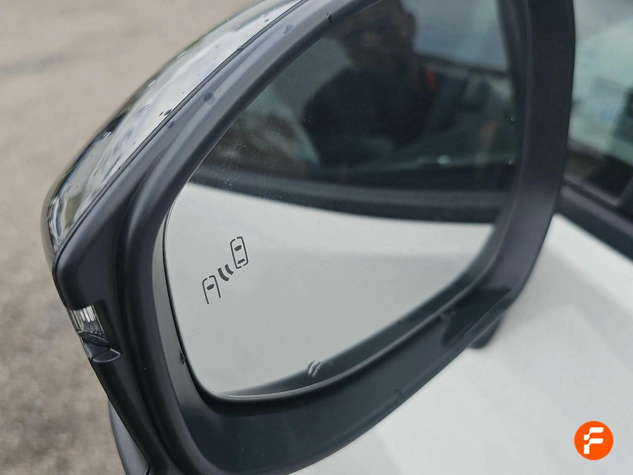 Foto Toyota C-HR 22